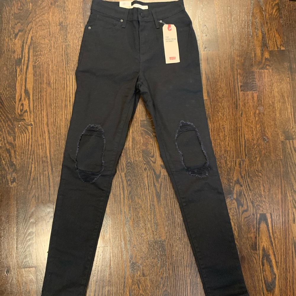 Levi’s 721 High-Rise Skinny